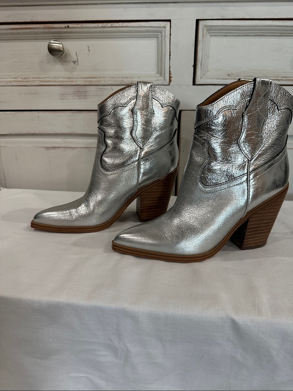 Marc Fisher Metallic Silver Western Pointed Ankle Booties - Picture 2 of 7